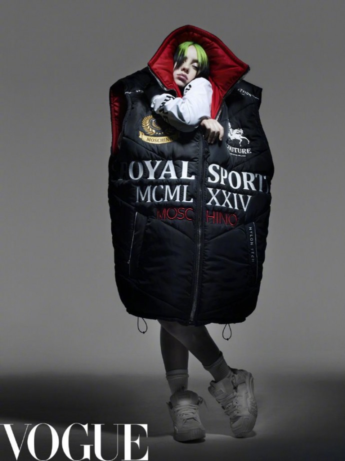 Билли Айлиш в странном виде появилась на обложке Vogue