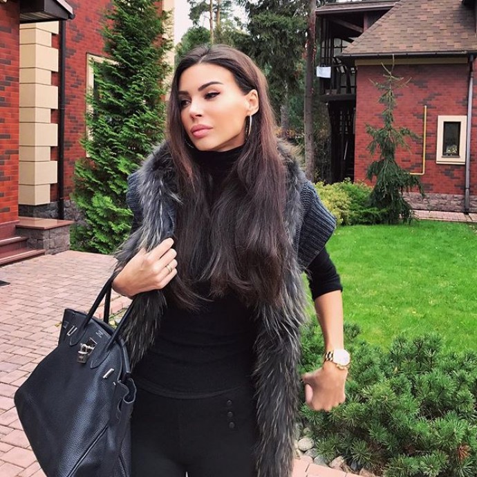 Эксперты подсчитали, сколько Оксана Самойлова зарабатывает в своем инстаграм