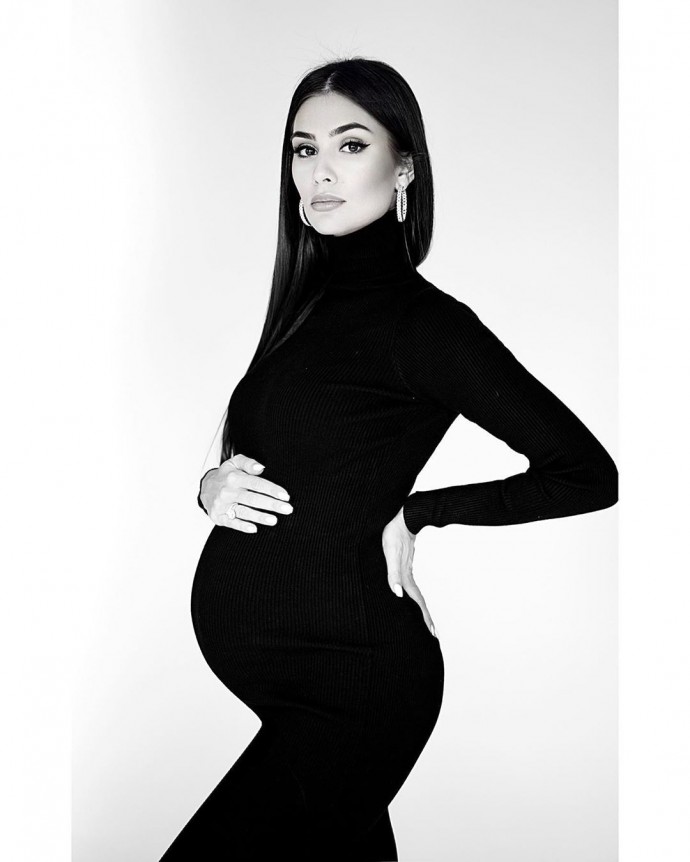 Дочь Веры Глаголевой показала, как выглядела во время первой беременности