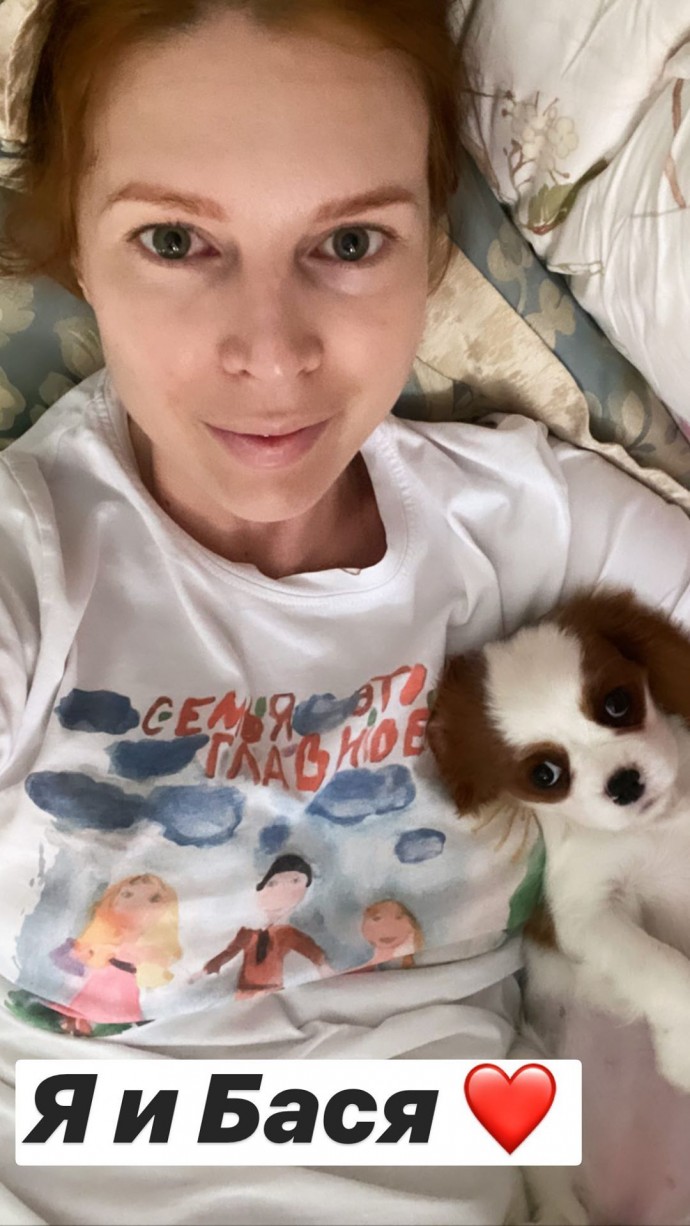 Наталья Подольская с короткой стрижкой сделала фото в нижнем белье