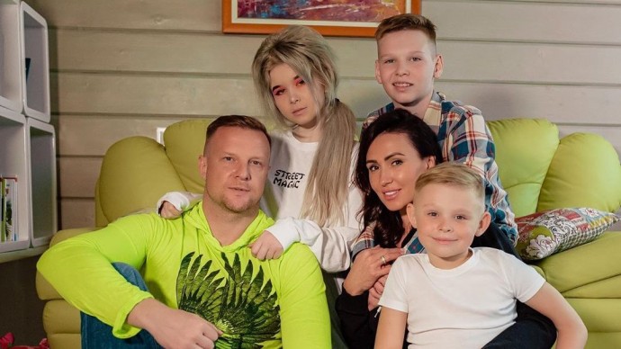 16-летнюю дочь Вячеслава Малафеева выписали из психиатрической клиники