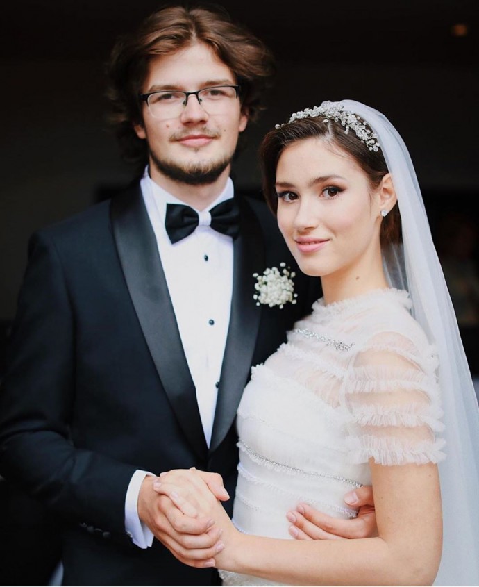 18-летняя дочь Бориса Немцова вышла замуж
