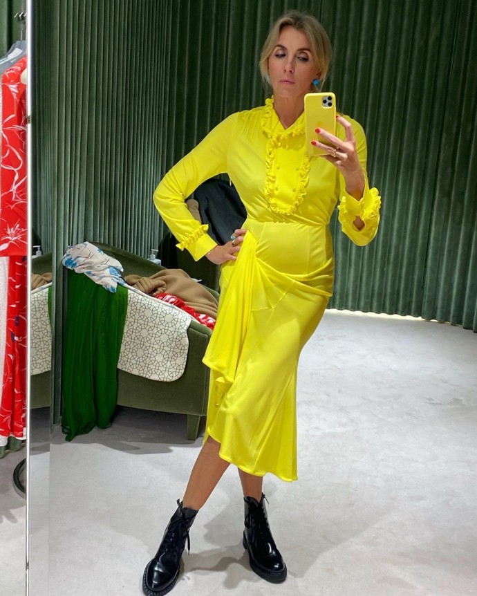 Рейтинг дня: Свелана Бондарчук облачилась в ярко-жёлтый цвет