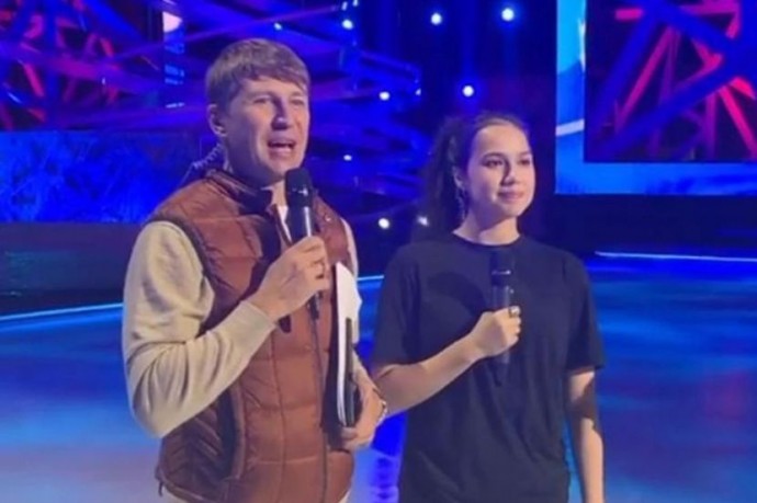 Зрители требуют убрать Алину Загитову из шоу "Ледниковый период"
