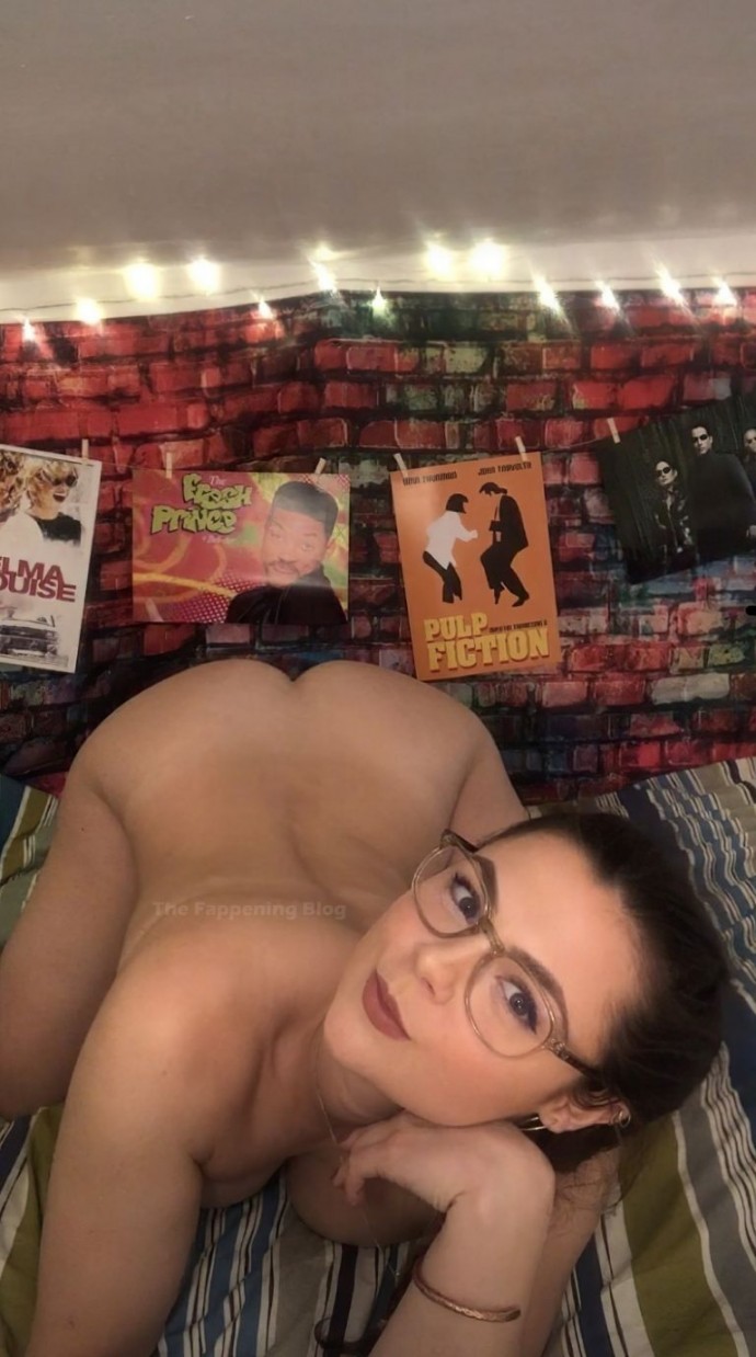 В Сети опубликовали интимные фото актрисы Меган Прескотт