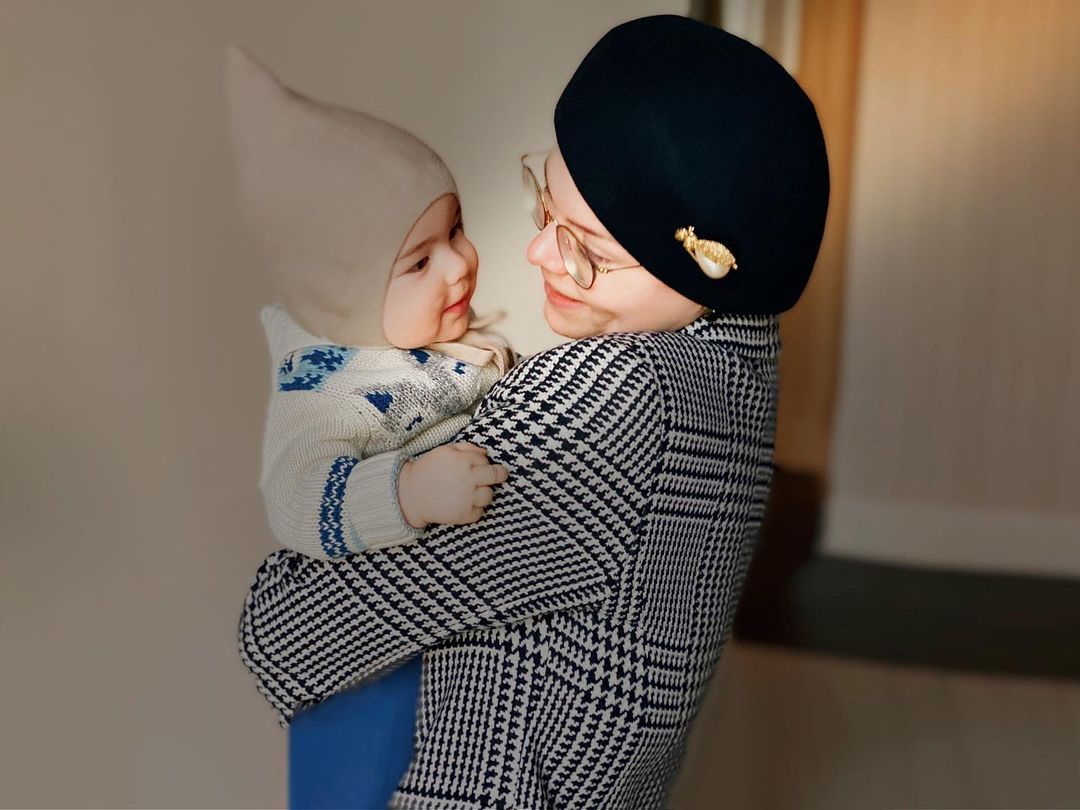 "Копия папы": Татьяна Брухунова отправилась в гости с сыном