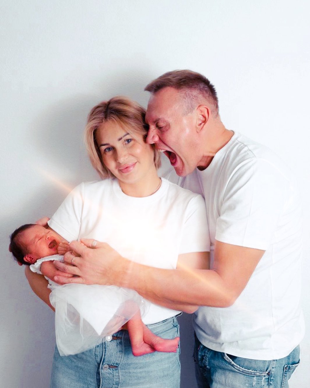 Жена Степана Меньщикова пожаловалась на то, что его тяготит семейная жизнь