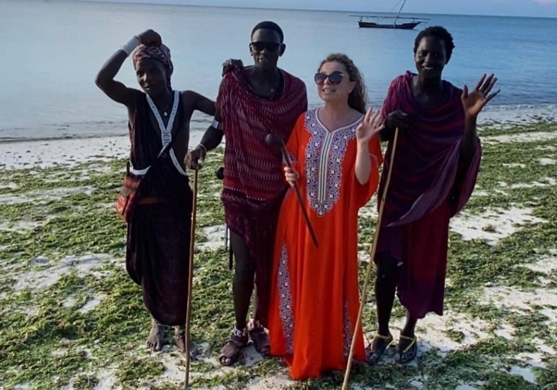 "Началось обезвоживание": Наташа Королёва рассказала о трудностях жизни в Африке