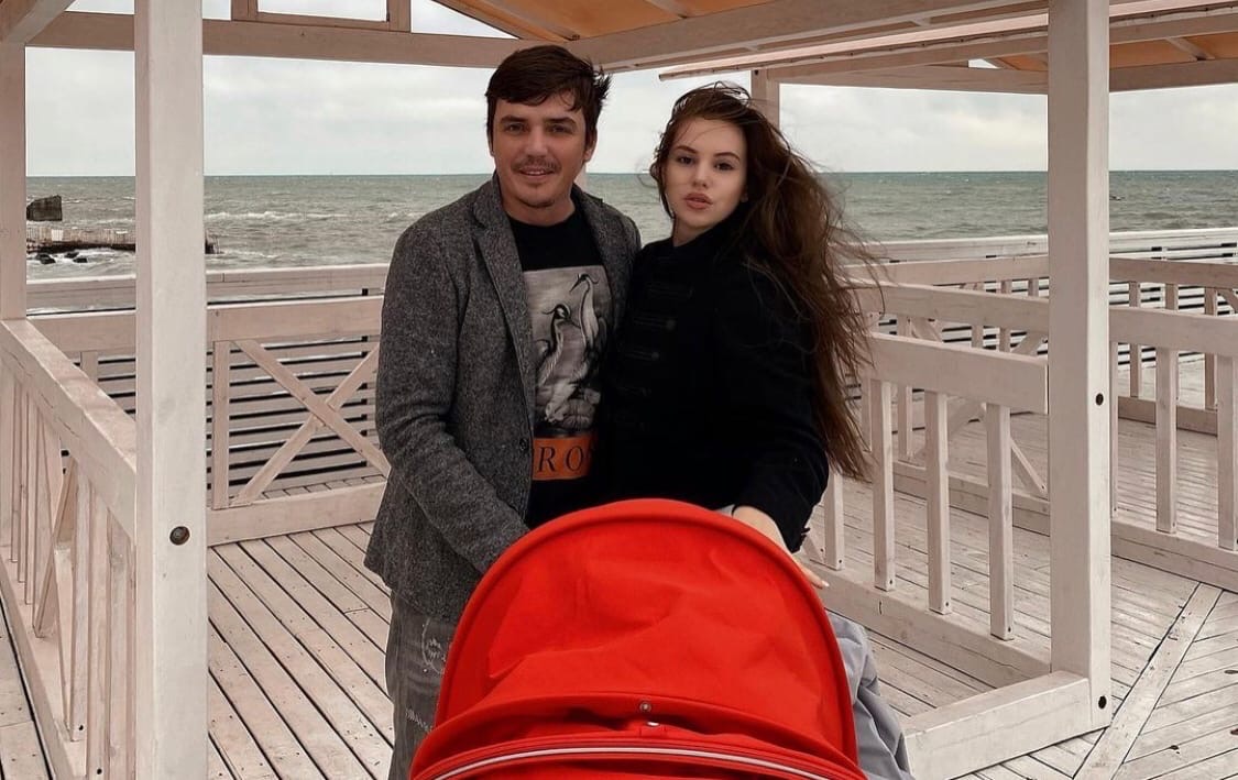 "За жену колени прострелю": Евгений Кузин спровоцировал слухи о воссоединении с Сашей Артёмовой

