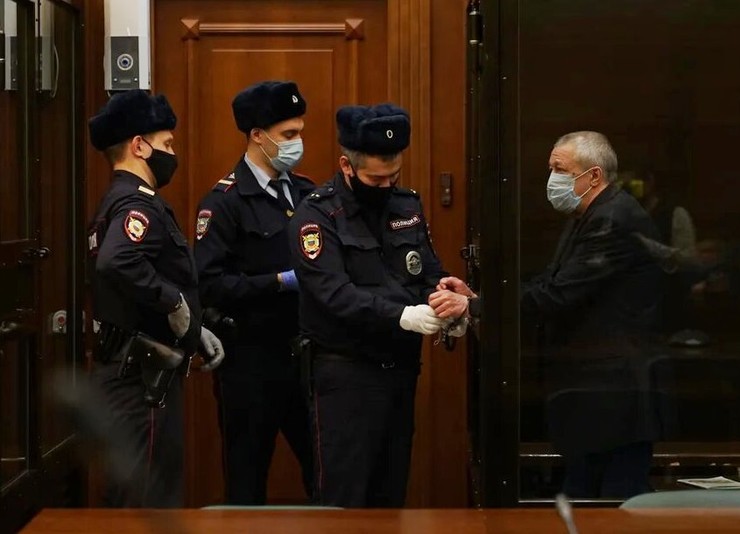 Михаил Ефремов может получить еще два года тюрьмы