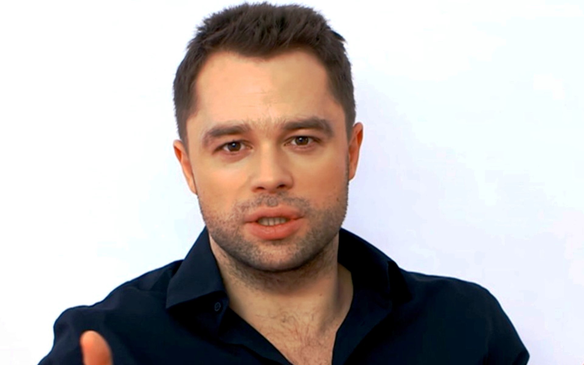 Виталию Гогунскому за съёмки в пятом сезоне "Универ" заплатили 21 миллион рублей