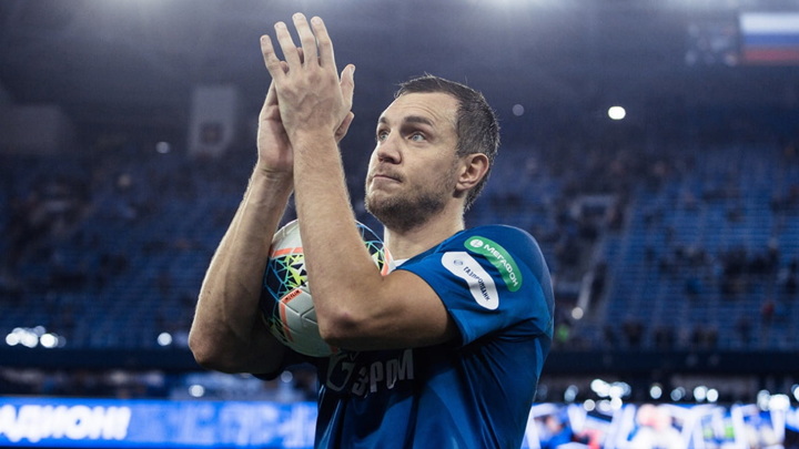 Артём Дзюба вернулся на пост капитана сборной после скандала с публикацией интимного видео