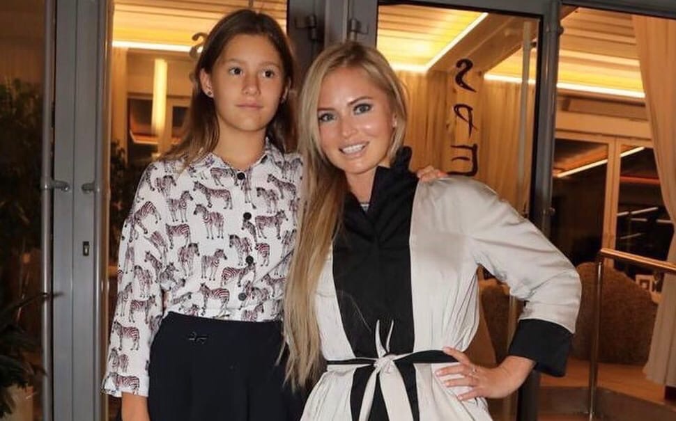 "Опять царапала себя": Дана Борисова рассказала о состоянии дочери
