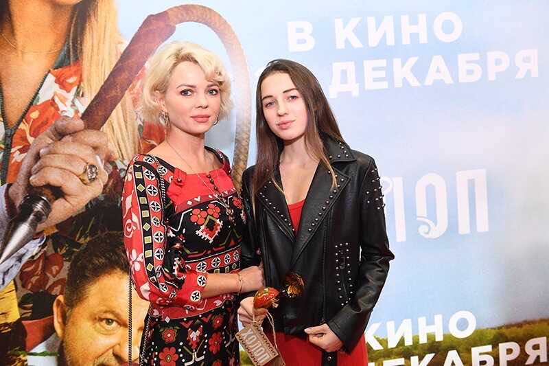 «Она живет в аду»: Анастасия Волочкова заявила, что Игорь Вдовин угрожает убить их общую дочь Ариадну