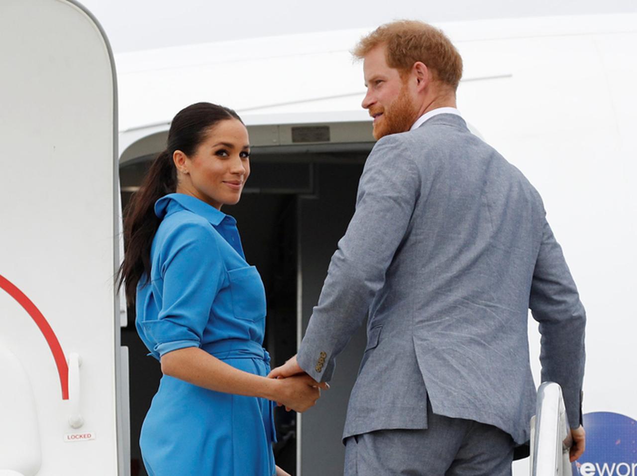 «А сами кричат о спасении экологии»: принца Гарри и Меган Маркл осудили за постоянные перелеты на частных самолетах