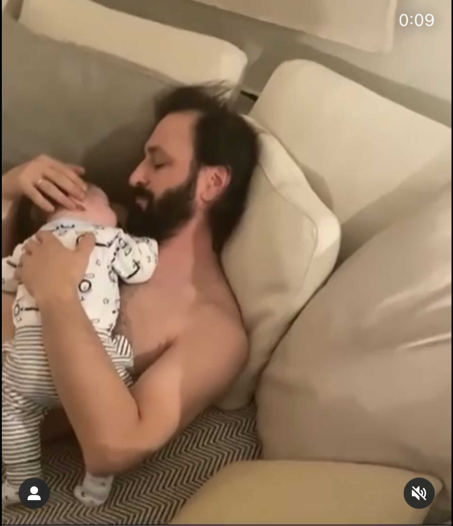 Лиза Арзамасова показала трогательное видео Ильи Авербуха с сыном