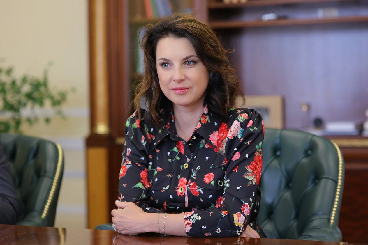 Татьяна Навка заступилась за Ирину Слуцкую, которая пожаловалась на отсутствие пенсии от государства