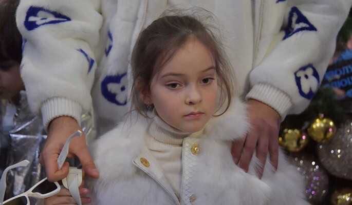 10-летняя дочь Филиппа Киркорова отвергла ухаживания 24-летнего пасынка Олега Газманова