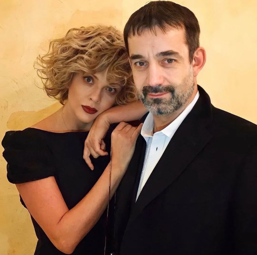 Дмитрий певцов с женой фото