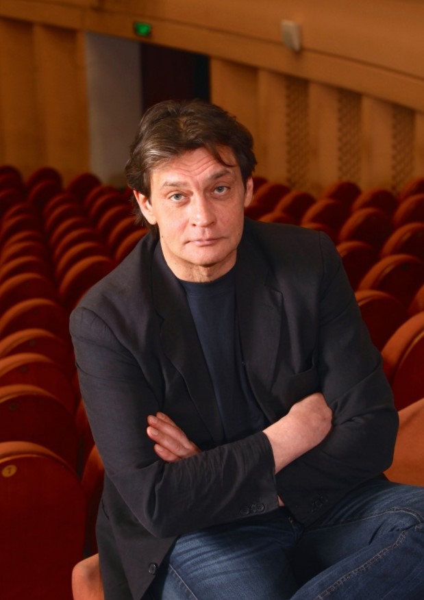 Александр Домогаров принял окончательное решение о работе в театре имени Моссовета