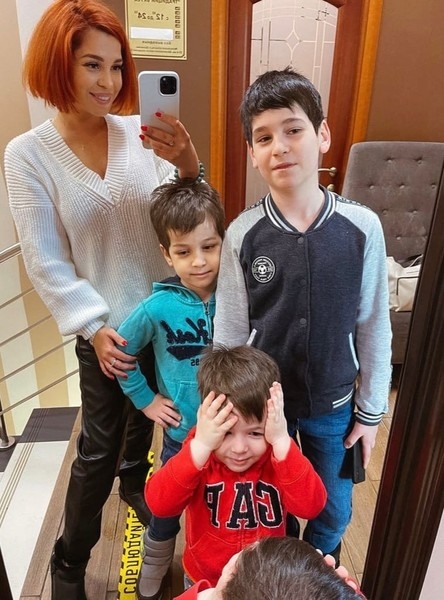 «Испытываю ярую ненависть»: Юлия Салибекова пояснила, почему решила запретить детям общаться с родителями Тиграна
