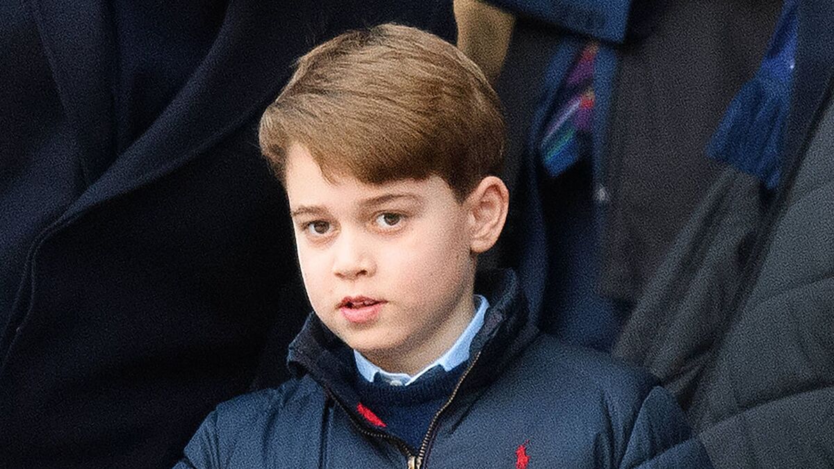 Маленького принца Джорджа раскритиковали за ковыряние в носу во время выхода с родителями в свет