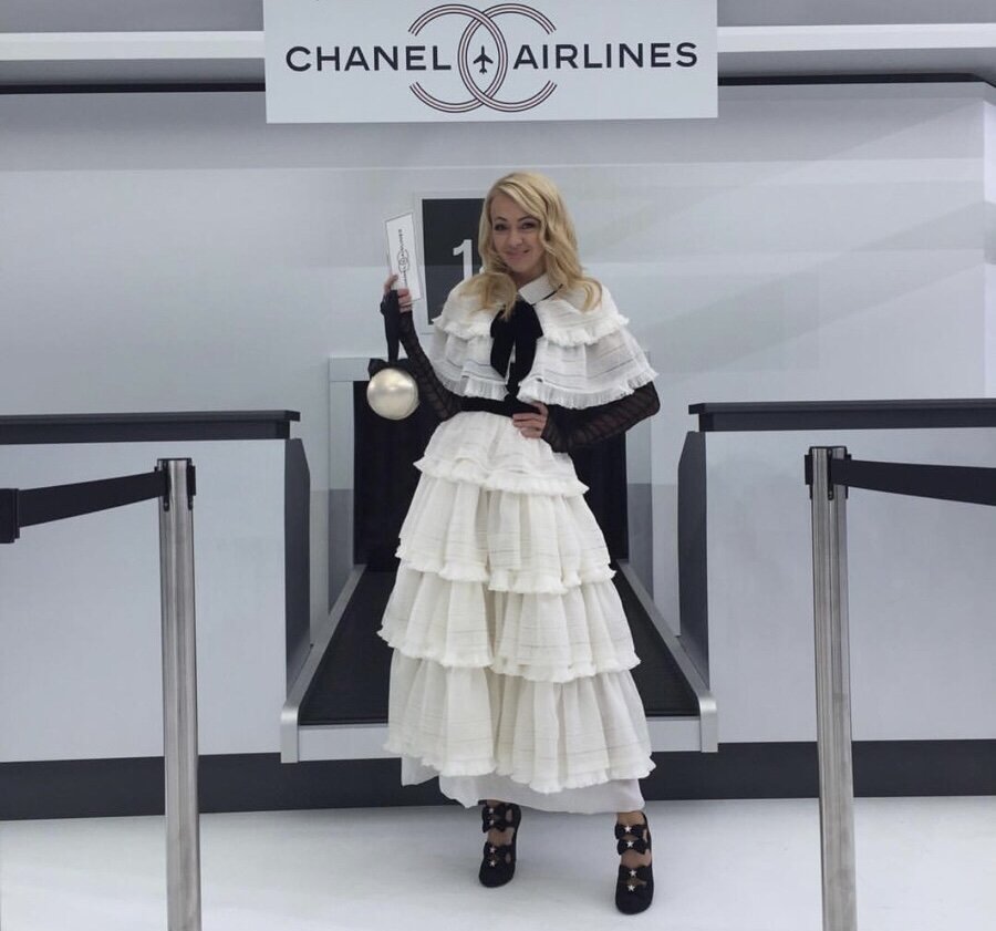 Шок и унижение: Яна Рудковская пришла в ужас от новых правил бренда Chanel