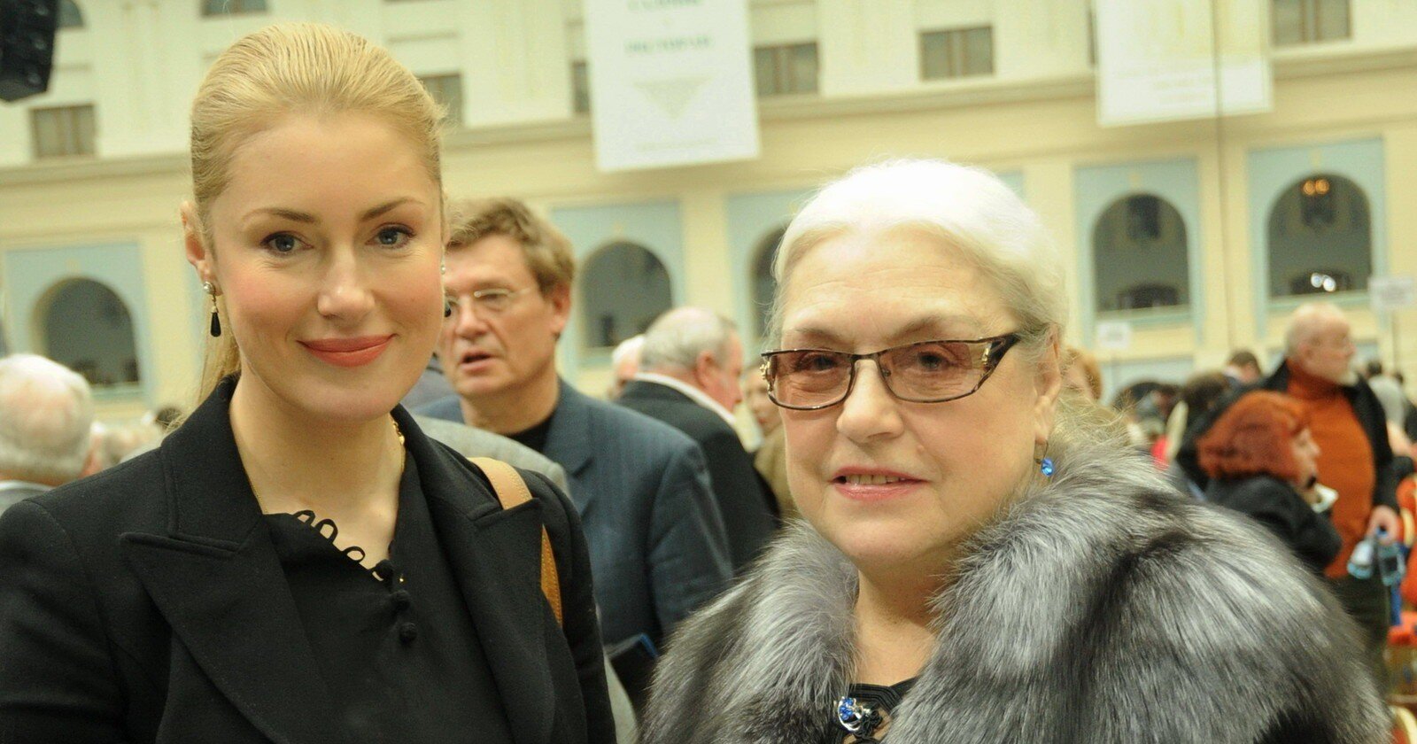 Лидия Федосеева-Шукшина и Мария Шукшина