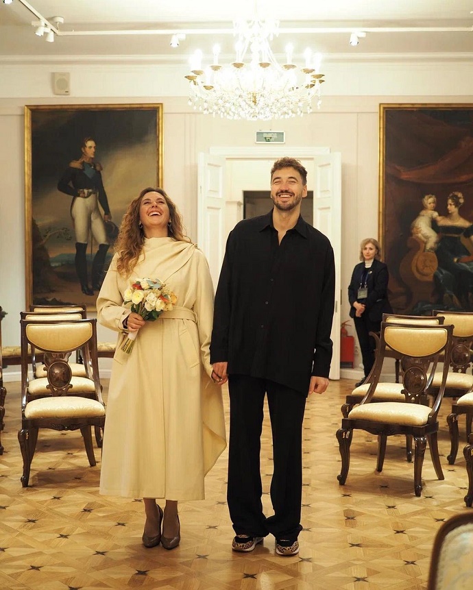Актриса «Сладкой жизни» и звезда Maxim Мария Шумакова вышла замуж