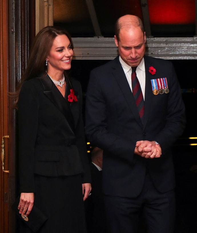 Кейт Миддлтон сделала ставку на знаковые королевские драгоценности во время Дня Памяти в Лондоне