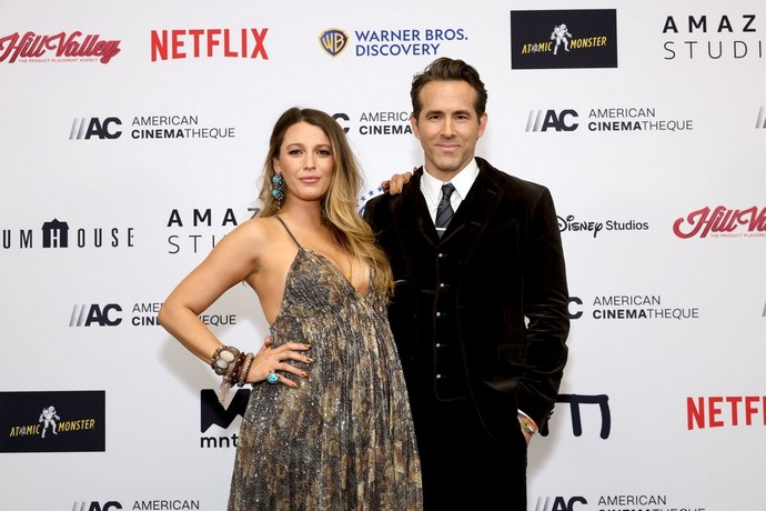 Беременность ей к лицу: Блейк Лавли в платье за 9 тысяч долларов блистала рядом со своим мужем Райаном Рейнольдсом на церемонии American Cinematheque Awards