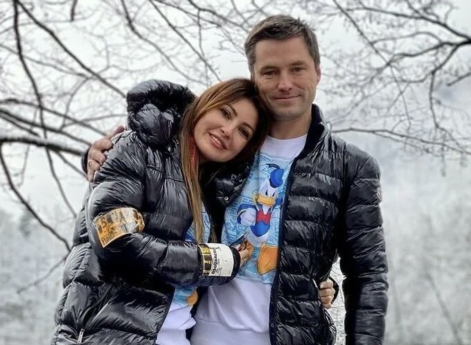 «Ходим по врачам»: Анастасия Макеева посетовала, что многодетный четвёртый муж оказался не таким уж плодовитым