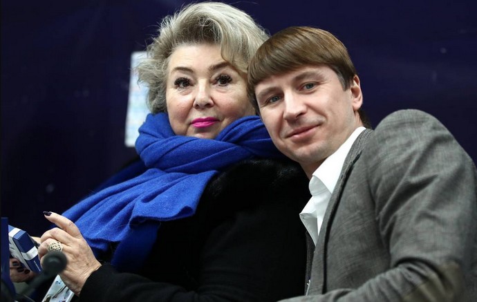 Александра Трусова снова оказалась замешана в скандале: Ягудин и Тарасова возмущены ультиматумом отца спортсменки