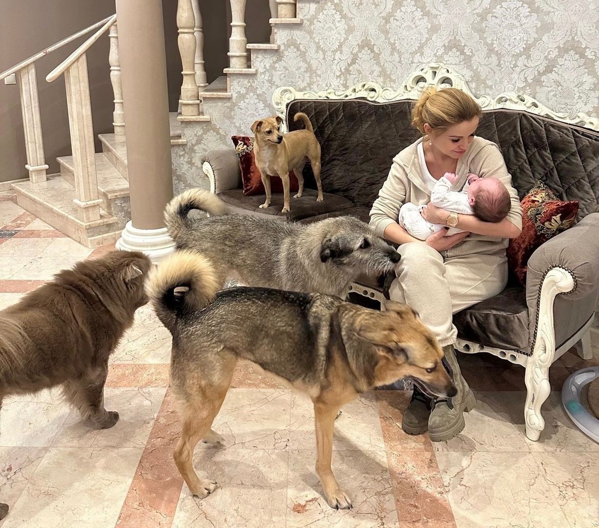 Ольга Орлова прокомментировала слухи о том, что живет в гостевом браке