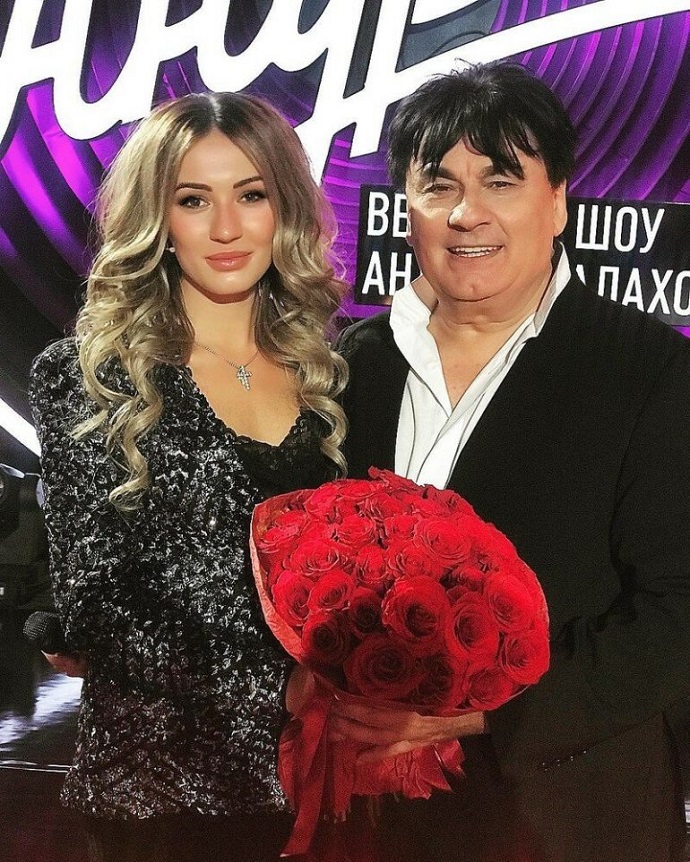 Стала «жертвой» модных трендов: дочь Александра Серова рассказала, как потеряла сознание в кабинете врача