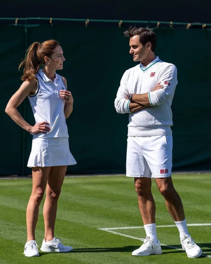 Кейт Миддлтон в мини-юбке сыграла в теннис с экс-первой ракеткой мира Роджером Федерером