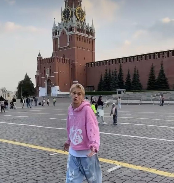 "Мне оплатили билеты": Даня Милохин рассказал, зачем возвращался в Россию