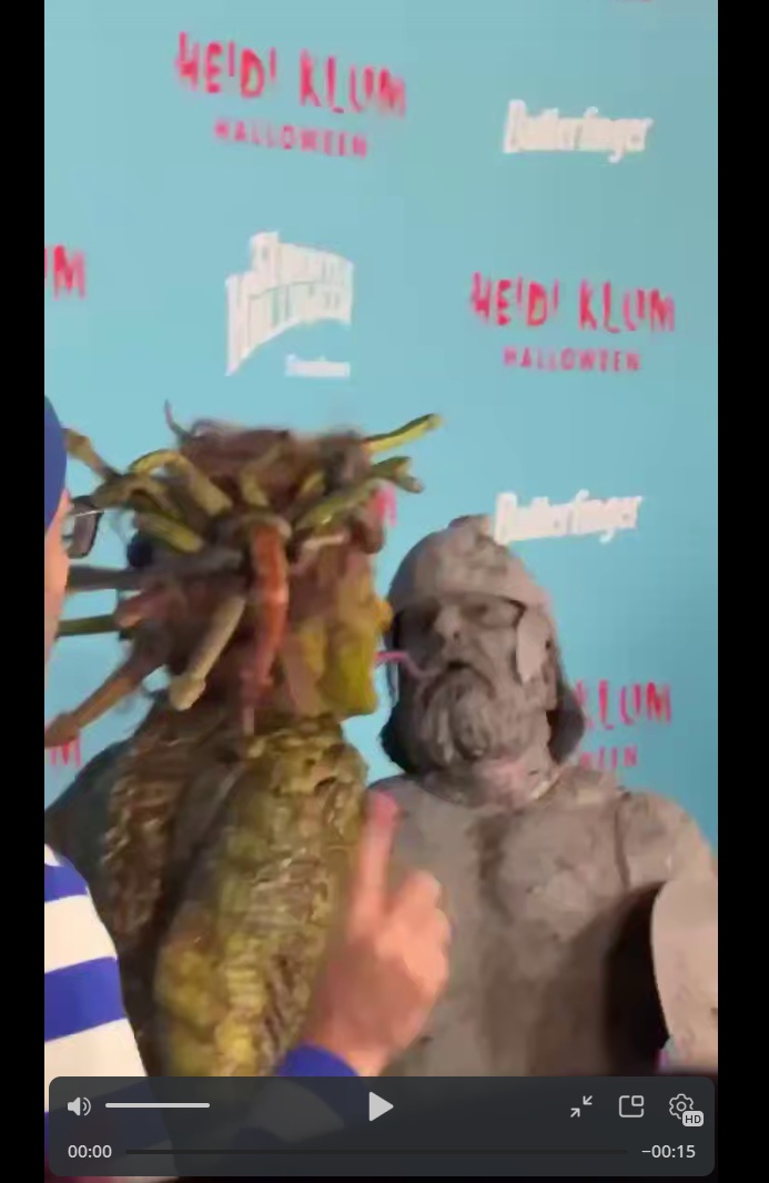 Хайди Клум обещала на Хеллоуин мерзкий образ и свое обещание выполнила