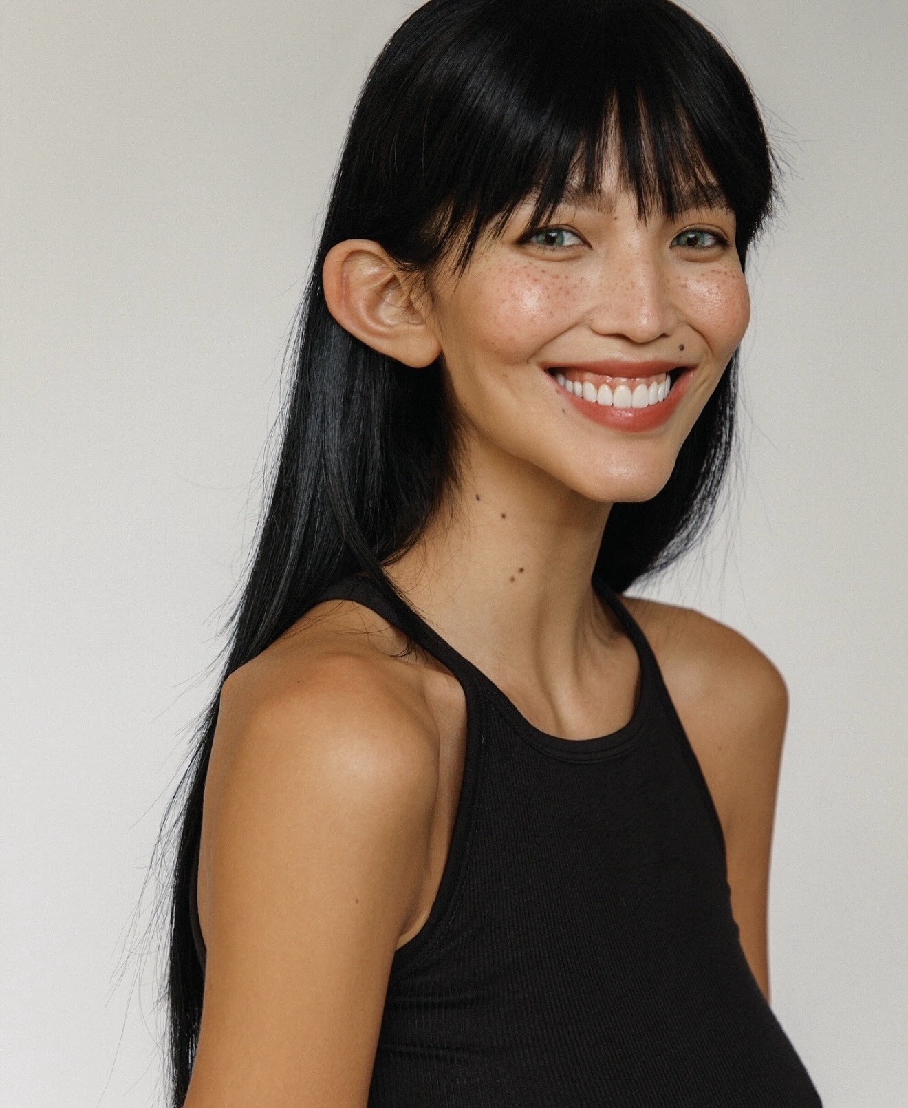 Дарина Эрвин решила доказать, что с грудью у неё по-прежнему все в порядке Дарина Эрвин решила доказать, что с грудью у неё по-прежнему все в порядке