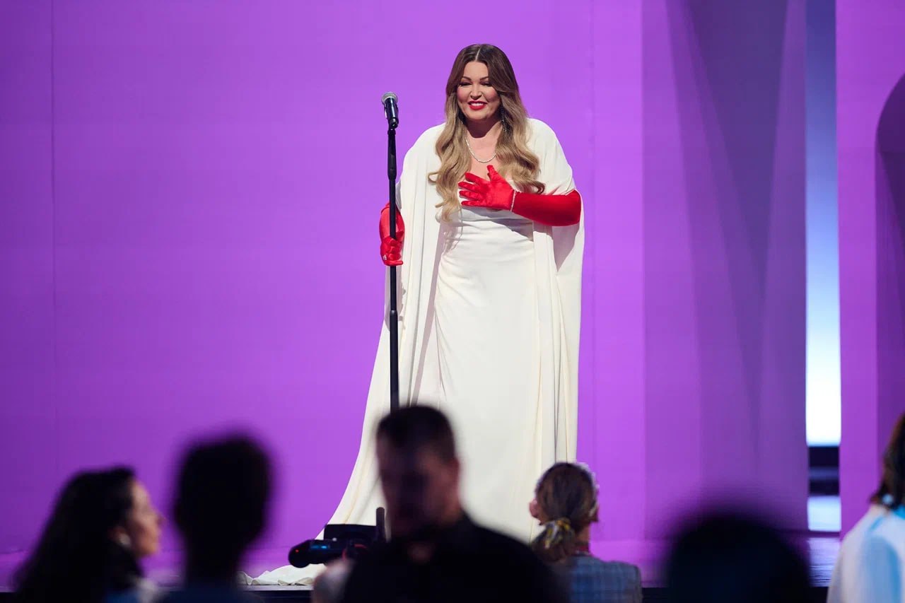 Похудевшая Ирина Дубцова демонстрирует на мальдивских пляжах чудеса акробатики Похудевшая Ирина Дубцова демонстрирует на мальдивских пляжах чудеса акробатики