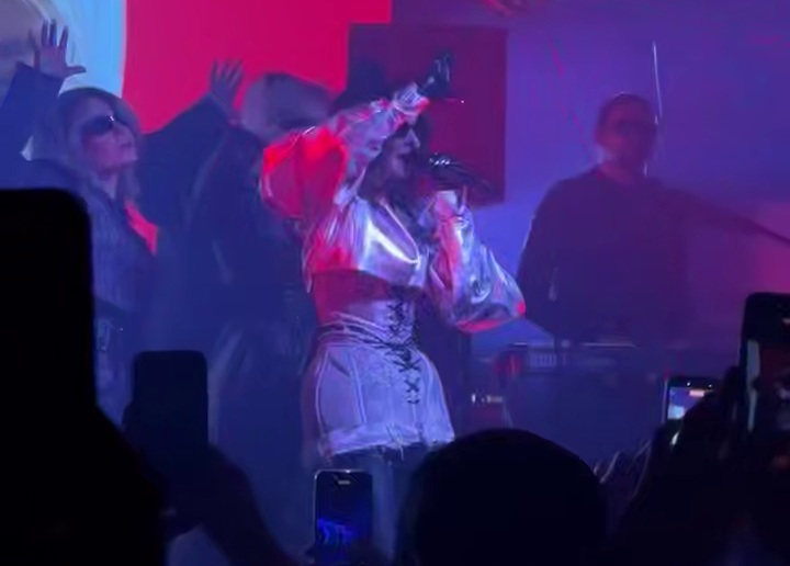 Анна Плетнева дала жару на концерте