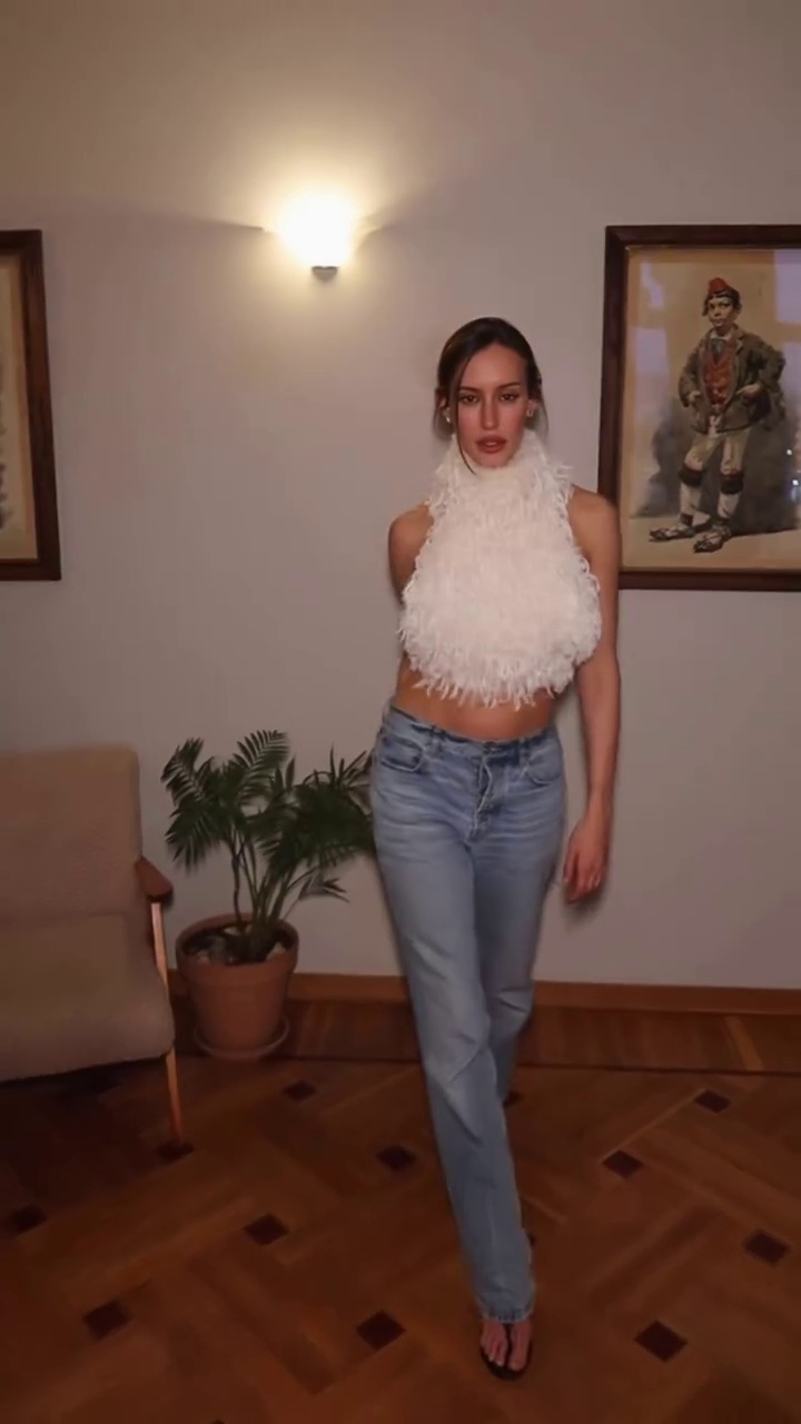 Валя Иванова намекнула на ориентацию Тимати Валя Иванова намекнула на ориентацию Тимати