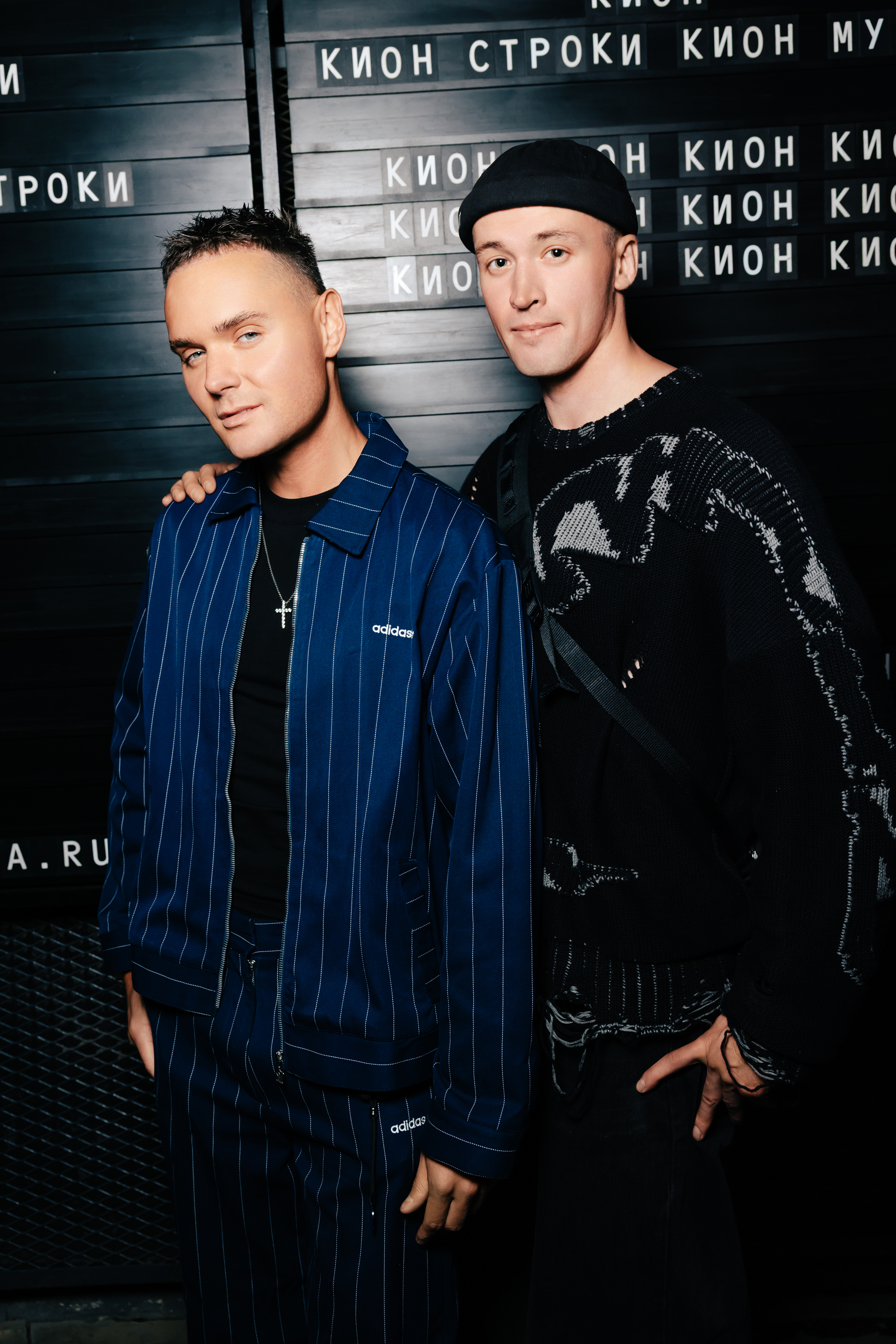 Дмитрий Дибров с юмором вспомнил о своём падении: «Чуть мозг не вытек», а Палагея Крылова сказала, что во всем виновата его аура влияющая на пространство Дмитрий Дибров с юмором вспомнил о своём падении: «Чуть мозг не вытек», а Палагея Крылова сказала, что во всем виновата его аура влияющая на пространство